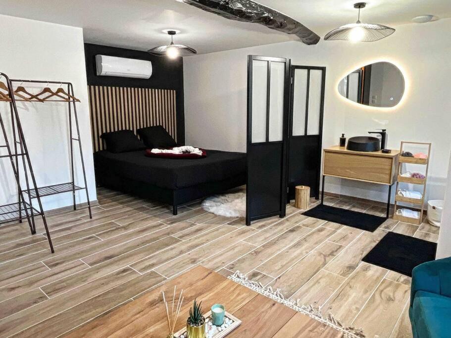 L'Insolite Airbnb Vignieu Exterior foto